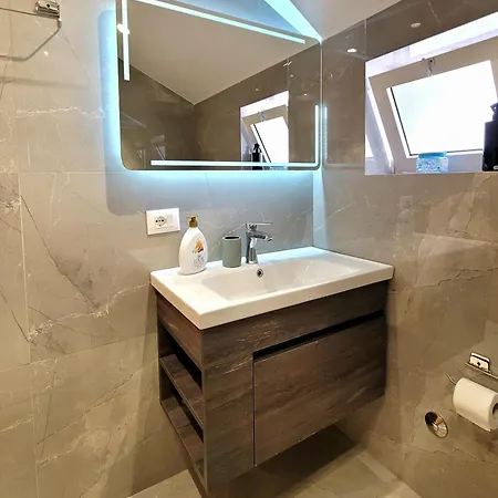 Apartamento Sols - Tirana's Heart *
