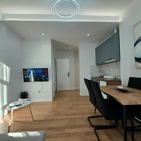 公寓 Center - Sols 地拉那