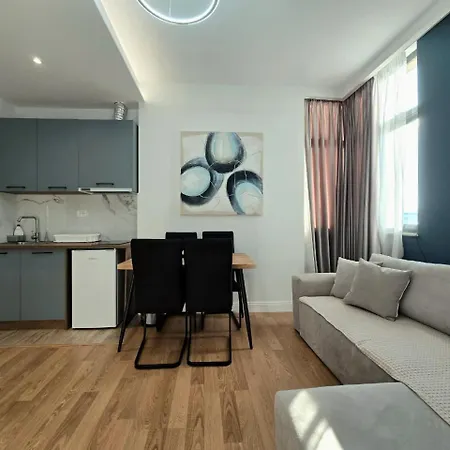 Center - Sols 公寓 地拉那