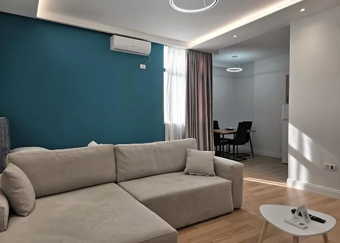 Center - Sols * טיראנה